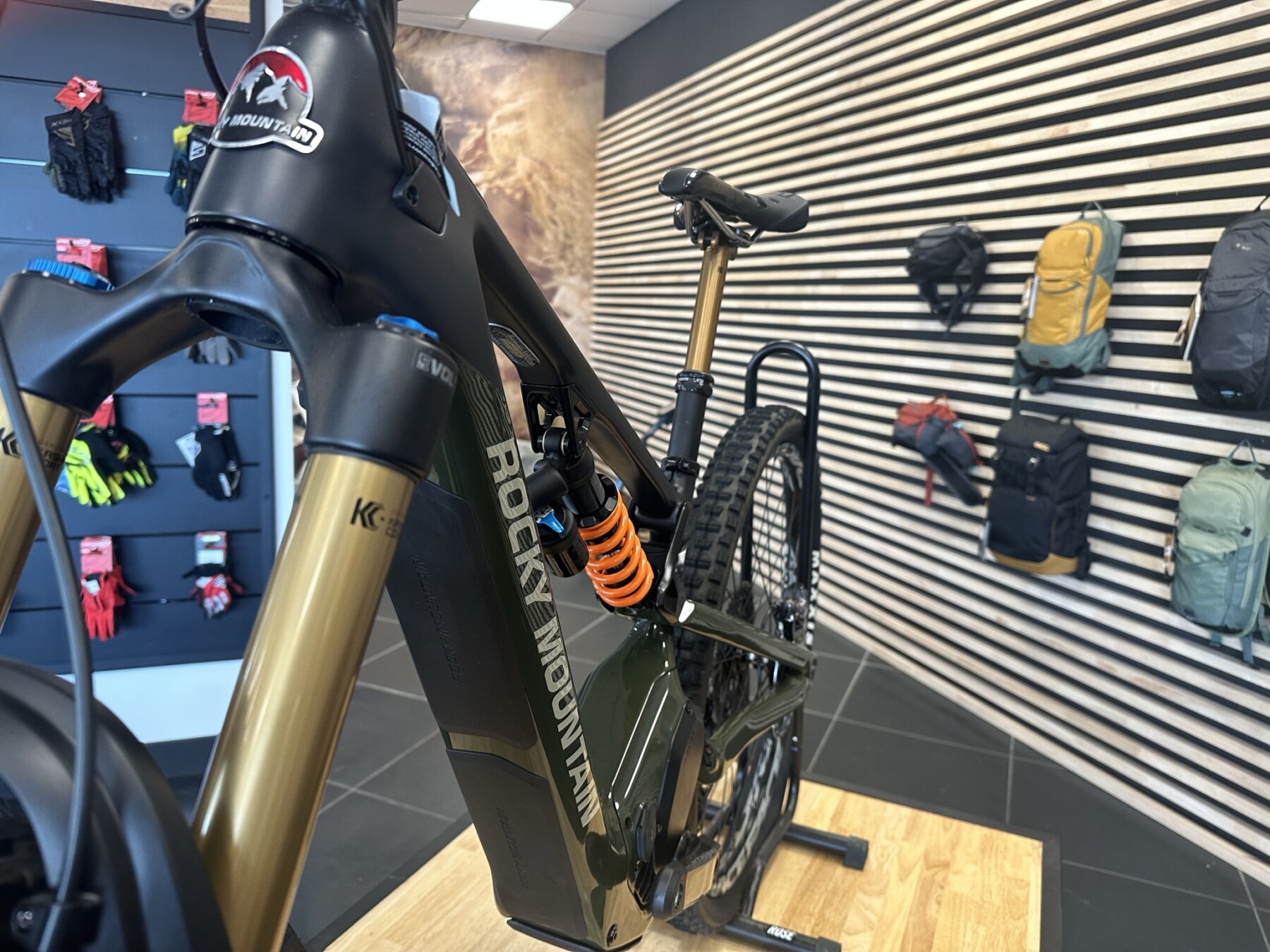 Cadre de vélo de montagne ROCKY MOUNTAIN Element Carbon