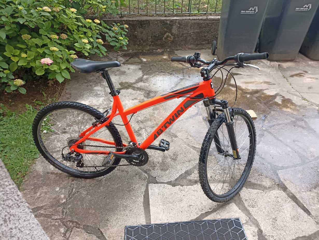 VTT Rock Rider 340 B'TWIN – Vélo Tout Terrain – Taille 26 Pouces – Homme/Femme
