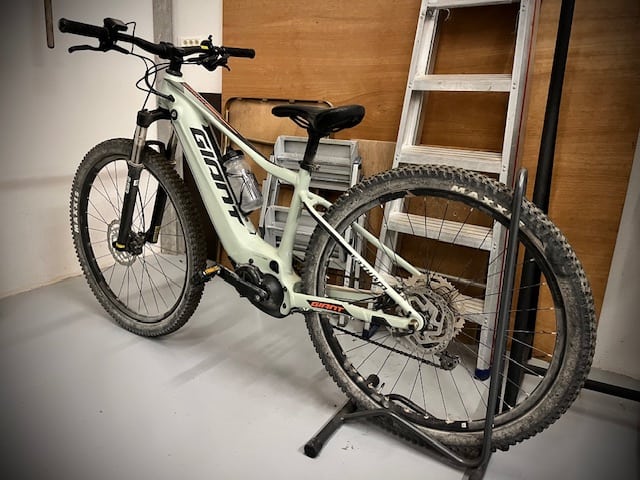 GIANT FANTHOM E+2 29 ER 2023 VTT électrique occasion