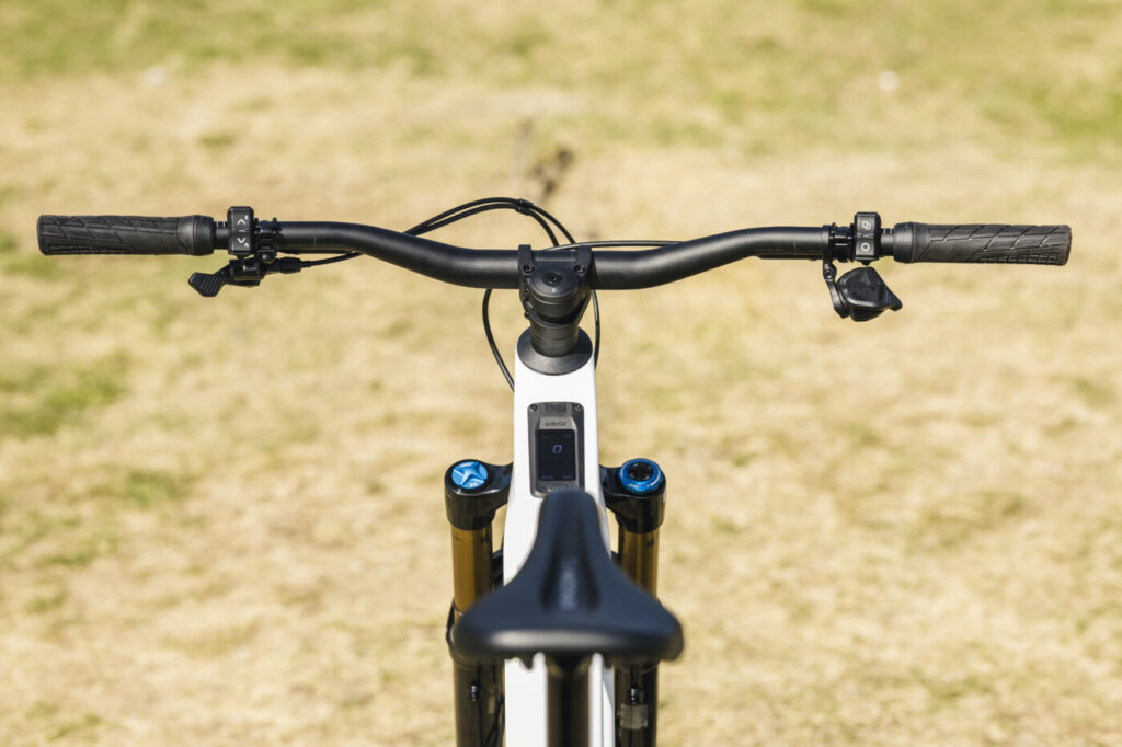 Canyon Spectral:ON CF 9