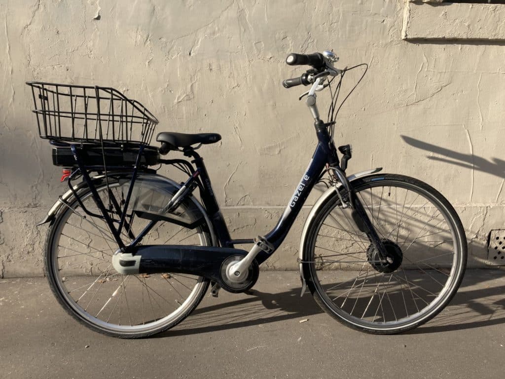 Bicicleta elèctrica de dona Gazelle C8 usada 2017
