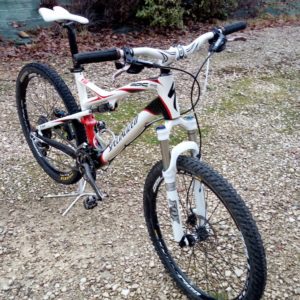 VTT cross country Specialized Epic Comp carbone occasion 2012