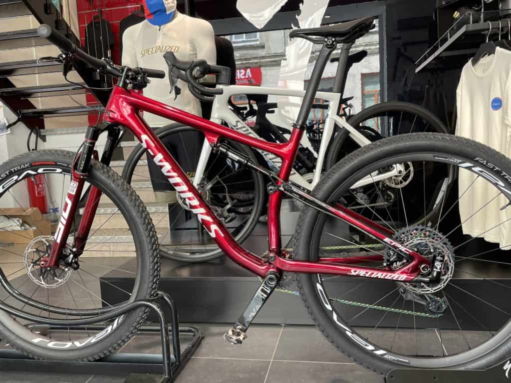 VTT cross country carbone occasion: Specialized Epic s-works 2021