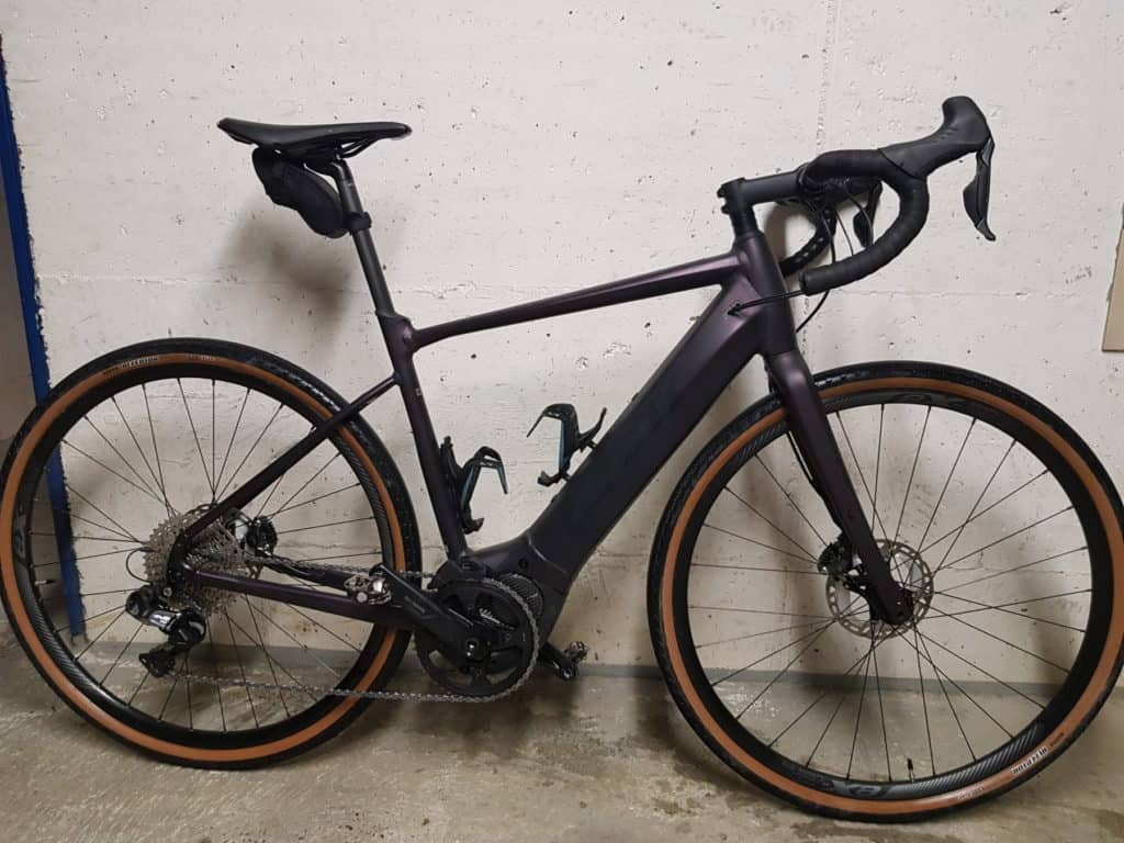 vélo de route gravel électrique occasion: Giant E-REVOLT Pro de 2022