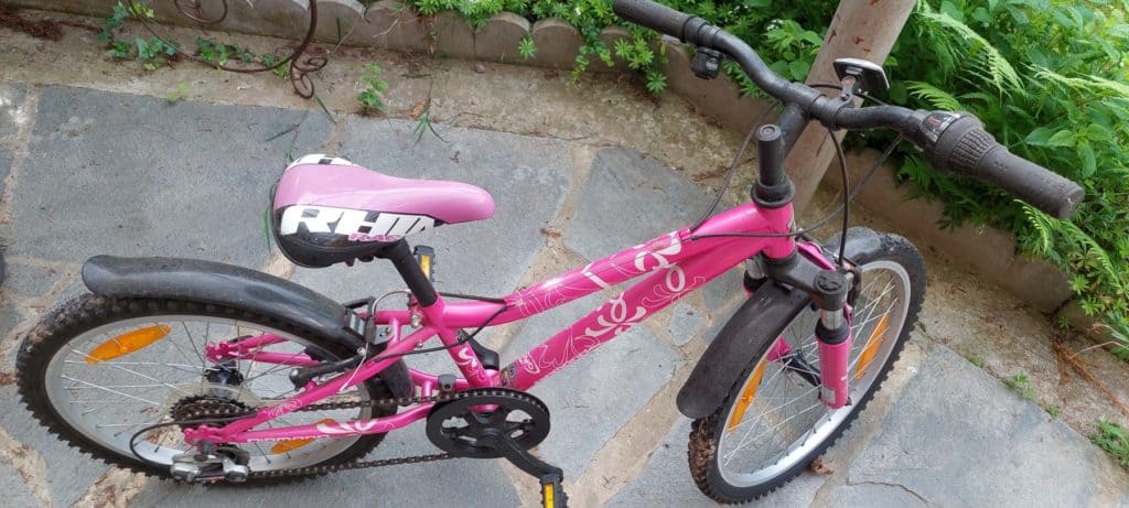 A vendre vélo enfant flle Diamond de 20 pouces. 6 vitesses. 