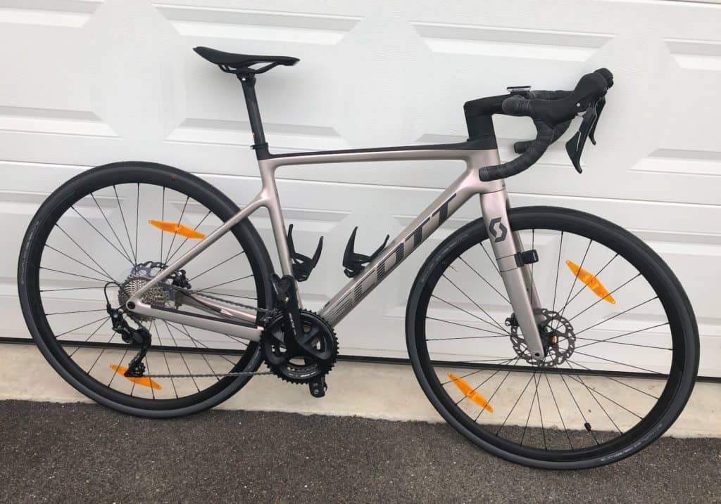 vendre vélo route neuf Scott Addict 30 prism grey 2022