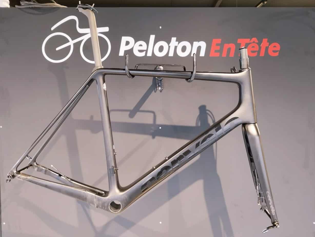 A vendre kit cadre occasion CERVELO R5 noir taille 61 XL de 2021. 