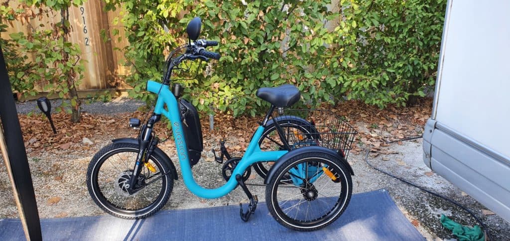 A vendre vélo Tricycle évasion électrique 20 pouces de 2020. 
