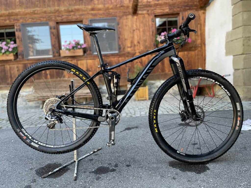 A vendre VTT cross country occasion Canyon Lux CF 9-9 TEAM ONEBY 29 '' de 2015.