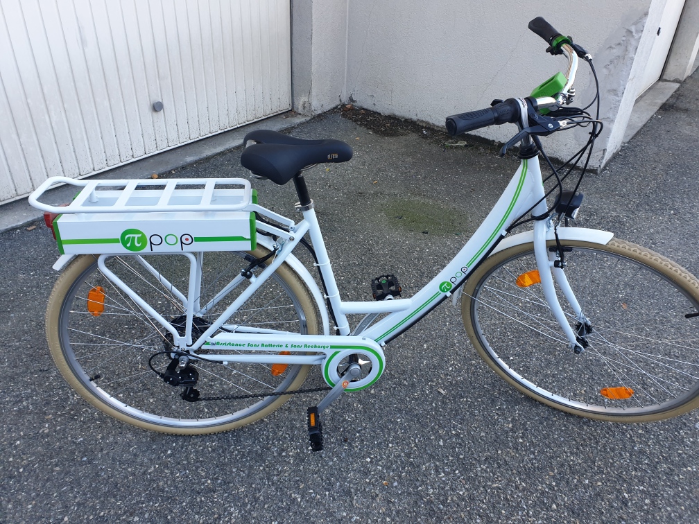 A vendre vélo électrique de ville neuf PI POP 2023