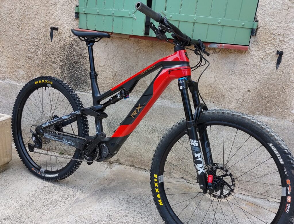 A vendre VTT électrique occasion Rotwild RX 375 carbone de 2023.