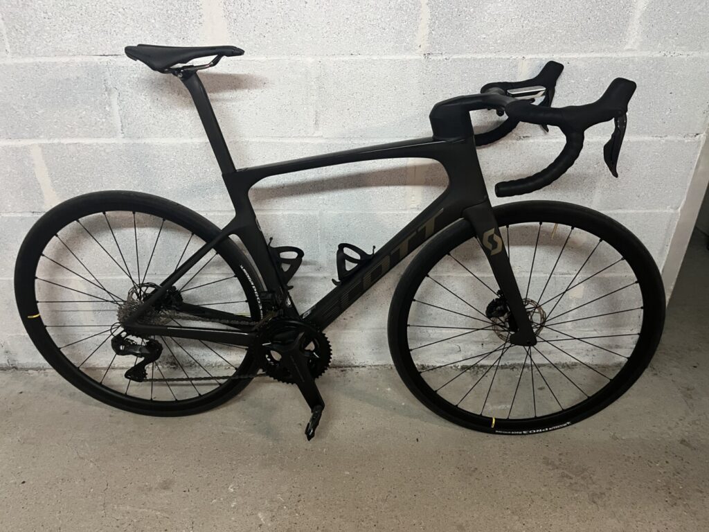 A vendre vélo de route occasion Scott Foil rc10 2022.