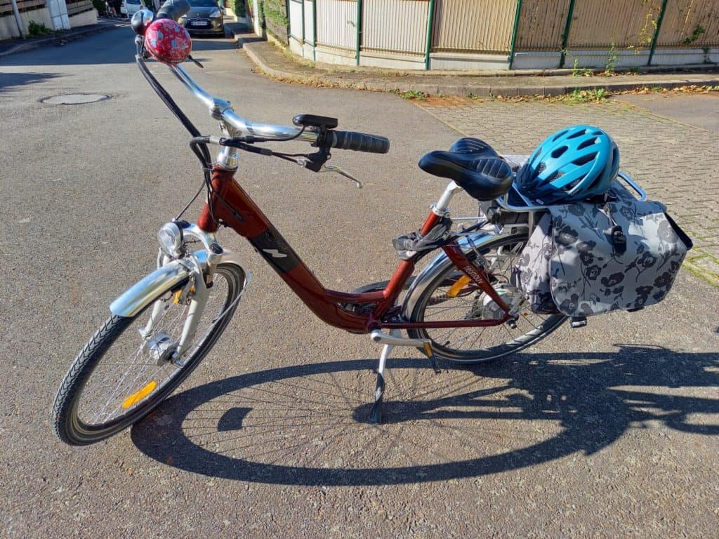 vélo électrique de ville hollandais VAE NEOMOUV Carlina occasion de 2015