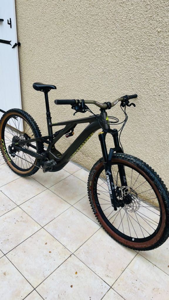 Bicicleta de muntanya elèctrica d'enduro Specialized Kenevo Comp ocasió 2021