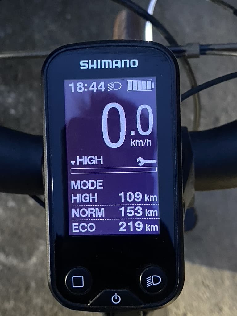 vélo de ville électrique occasion : O2feel SWAN D8 26 de 2019