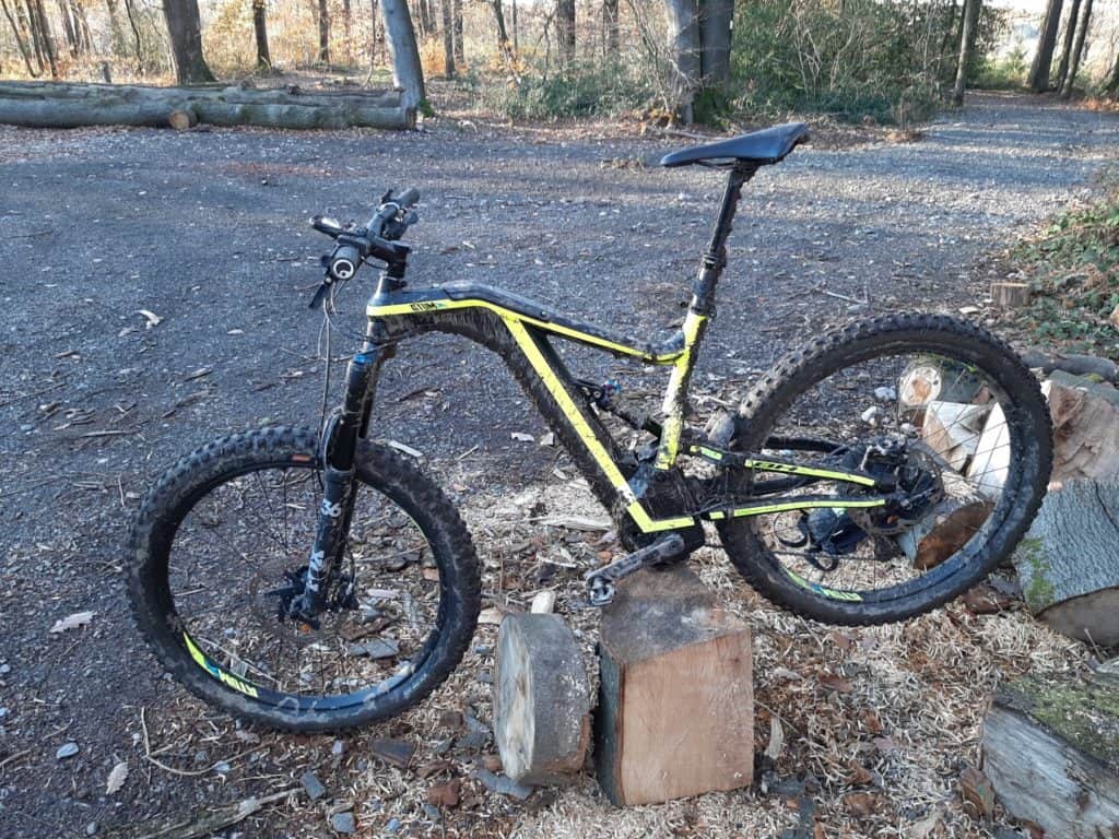 Mountain bike elettrica usata da enduro BH Atom-X Lynx 6 Pro S 27.5''+ del 2019