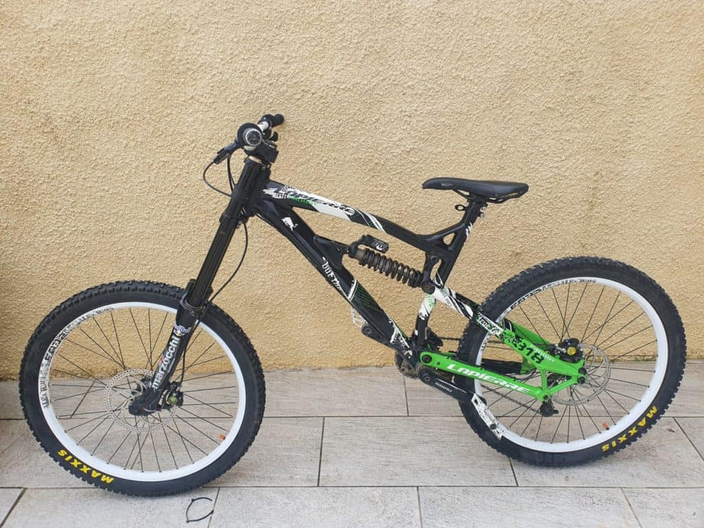 A vendre VTT DH Downhill occasion Lapierre FROOGY 318 2013.