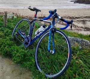 bicicleta Focus izalco team sl 4.0 robado el 28 de noviembre de 2022 de 21 Quai De La Loire, 75019 París, Francia. Dcompense de 200€.