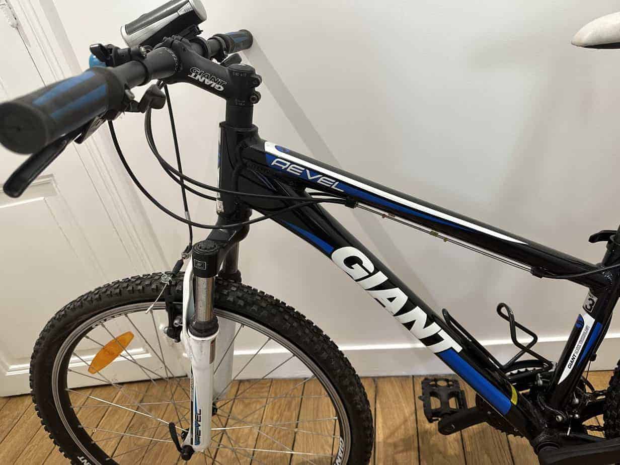 Moutain Biking GIANT Revel 2012 VENDRE SON VELO.COM