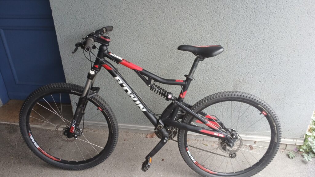 A vendre VTT Btwin ROCKRIDER 520s de 2018