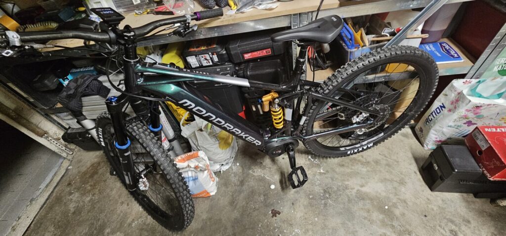 Mondraker Level XR E-BikeVTT électrique enduro occasion 2024