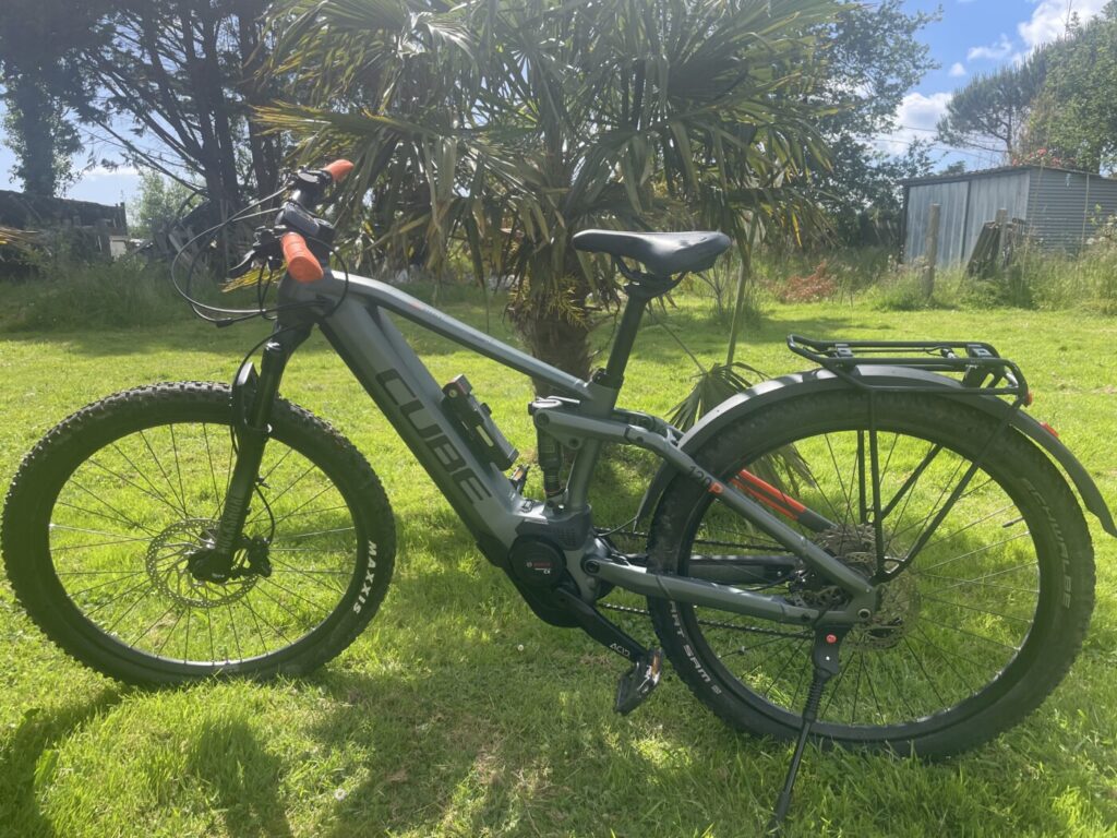 CUBE STEREO HYBRID 120 PRO ALLROAD 625  VTC occasion de 2023. 2860 KM